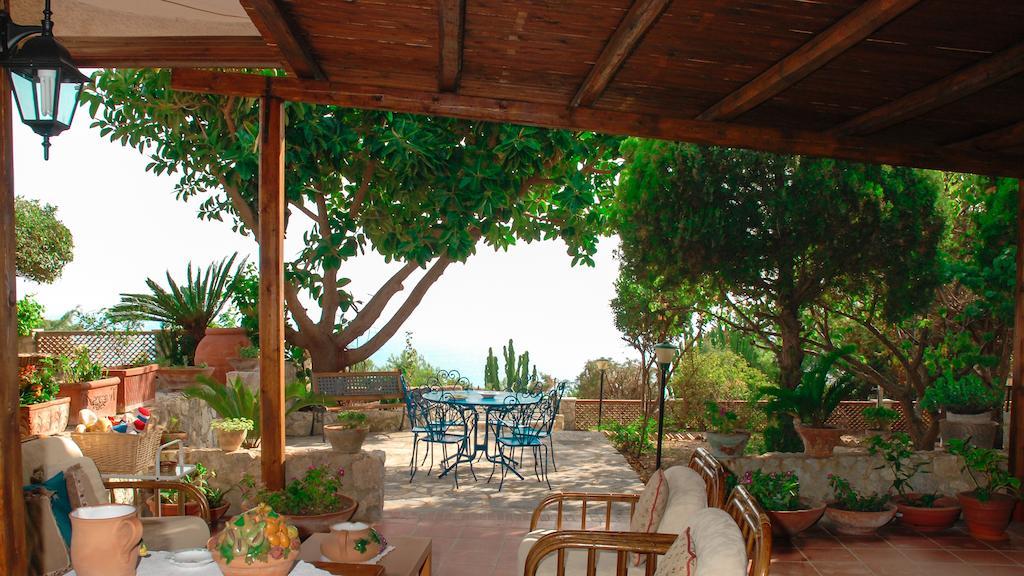 B&B Villa Sorriso 利卡塔 外观 照片
