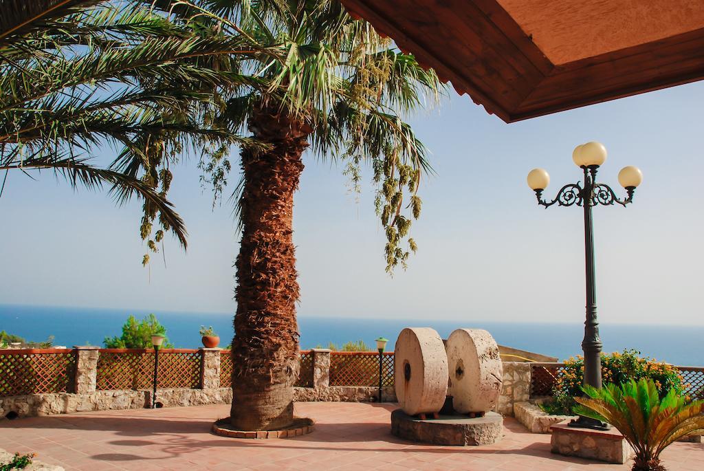 B&B Villa Sorriso 利卡塔 外观 照片